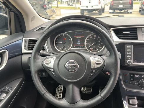 Used 2019 Nissan Sentra SR FWD image 82
