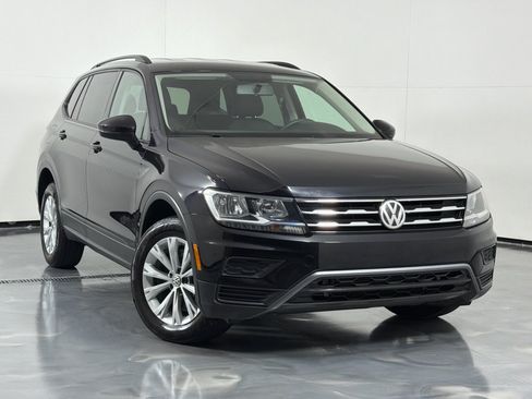 Used 2019 Volkswagen Tiguan S FWD image 2