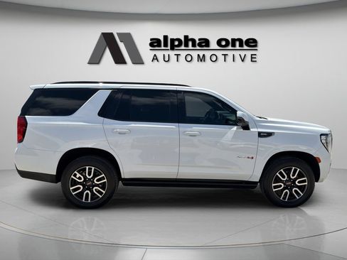 Used 2023 GMC Yukon AT4 w/ AT4 Premium Package AWD/4WD image 4