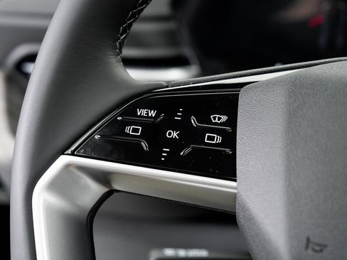 New 2025 Audi Q5 Premium Plus image 14