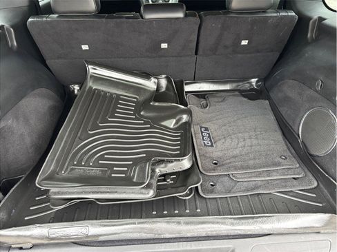 Used 2015 Jeep Grand Cherokee Altitude RWD image 43