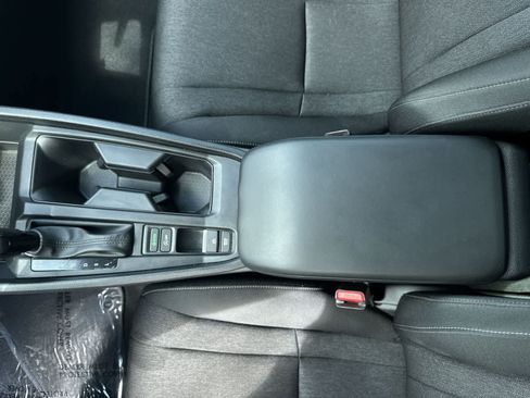 Used 2025 Honda Accord SE image 19