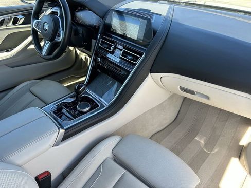 Used 2022 BMW M850i xDrive Convertible image 8