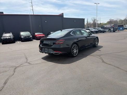 Used 2025 Genesis G70 2.5T AWD/4WD image 7