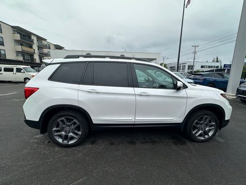 Used 2023 Honda Passport EX-L image 8