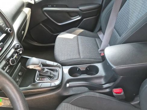 Used 2020 Kia Soul S image 21