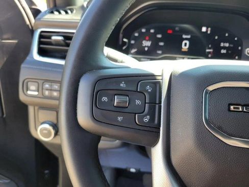 Used 2023 GMC Yukon Denali RWD image 15