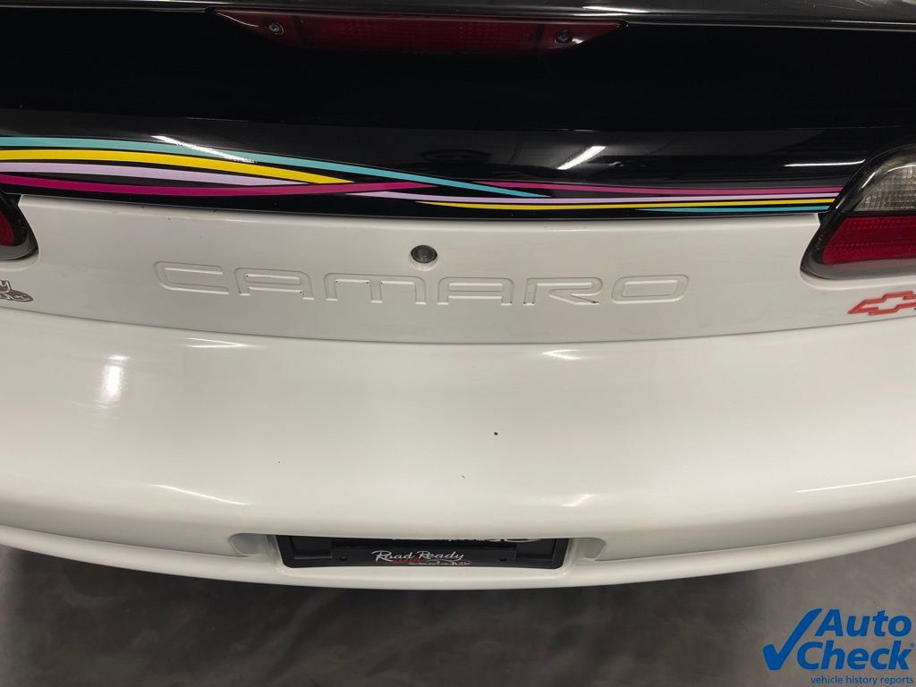 Used 1993 Chevrolet Camaro Z28 RWD image 24