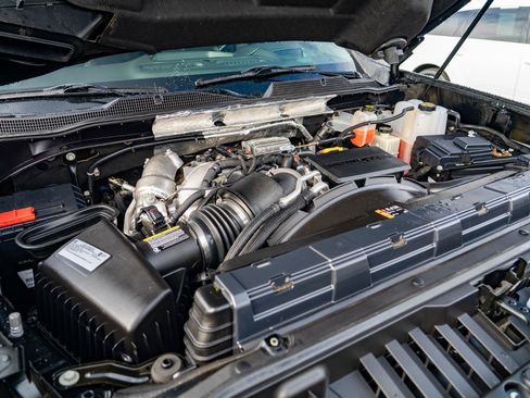 Used 2020 Chevrolet Silverado 2500 LTZ w/ LTZ Premium Package AWD/4WD image 28