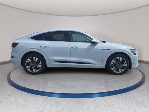 Used 2020 Audi e-tron Premium Plus AWD/4WD image 4