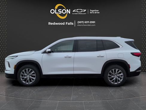 Used 2026 Buick Enclave Preferred AWD/4WD image 2