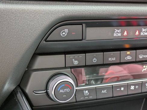 Used 2023 MAZDA CX-9 Carbon Edition image 28