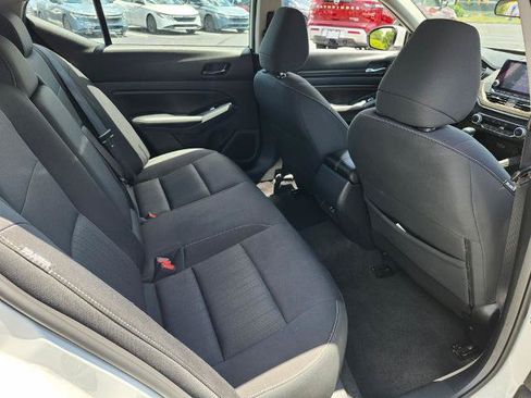 Certified 2023 Nissan Altima 2.5 SV FWD image 19