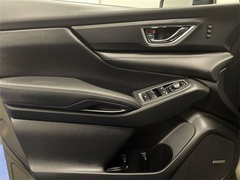 Used 2023 Subaru Ascent Limited w/ Technology Package image 13
