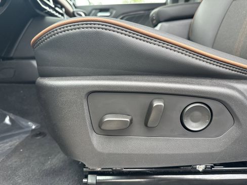 New 2025 GMC Canyon AT4 w/ LPO, Off Road Lift Package image 26