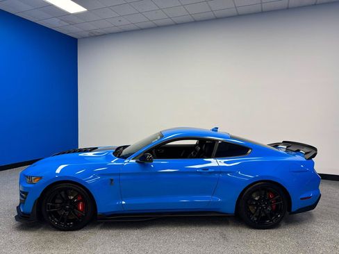 Used 2022 Ford Mustang Shelby GT500 w/ Technology Package RWD image 6