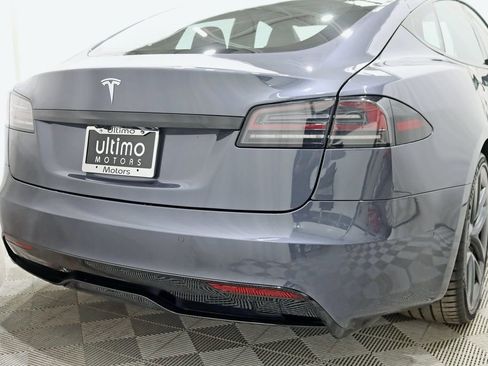 Used 2022 Tesla Model S image 12
