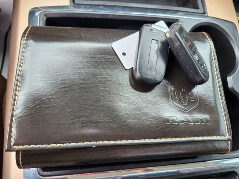 Used 2017 RAM 1500 Laramie Longhorn AWD/4WD image 40