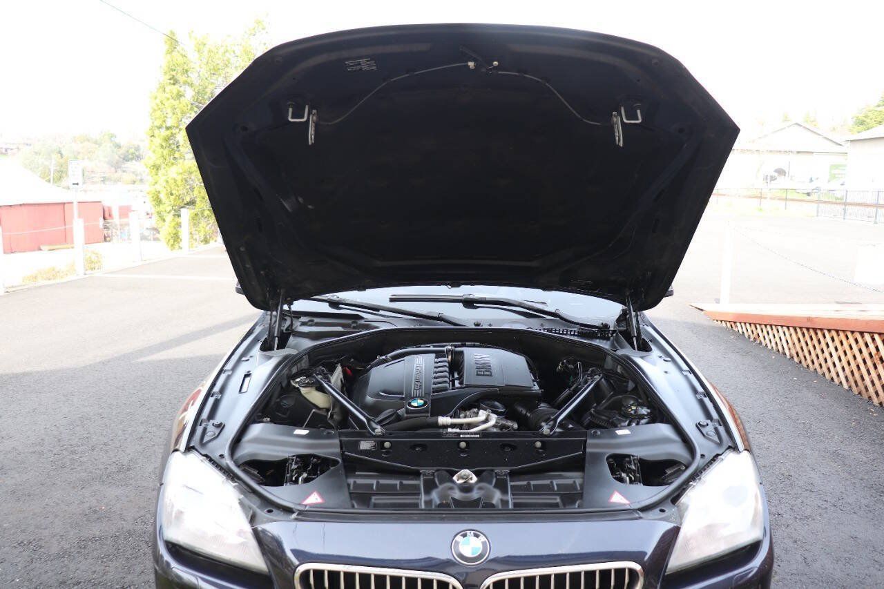 Used 2012 BMW 640i Convertible RWD image 21