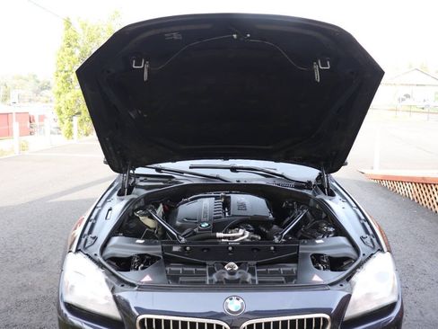 Used 2012 BMW 640i Convertible RWD image 21