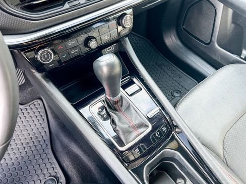 Used 2024 Jeep Compass Trailhawk image 20