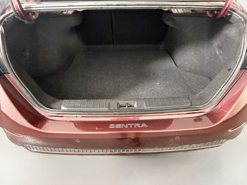 Used 2022 Nissan Sentra SV FWD image 35