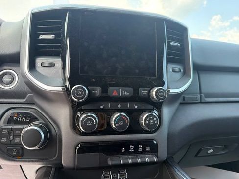 Used 2025 RAM 1500 Big Horn AWD/4WD image 6