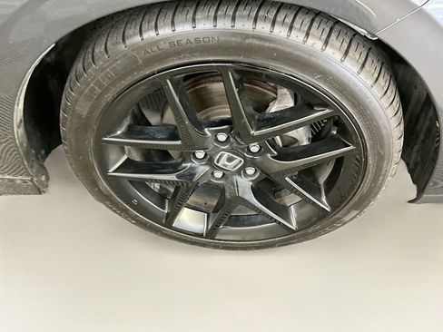 Used 2022 Honda Civic Sport image 11