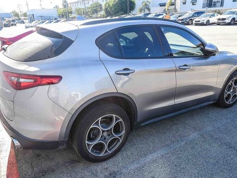 Used 2018 Alfa Romeo Stelvio Ti Sport image 5