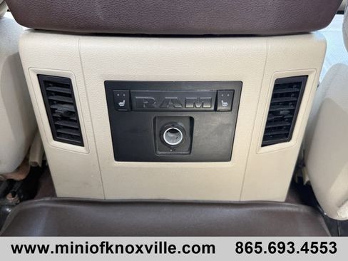 Used 2019 RAM 1500 Laramie w/ Convenience Group AWD/4WD image 15