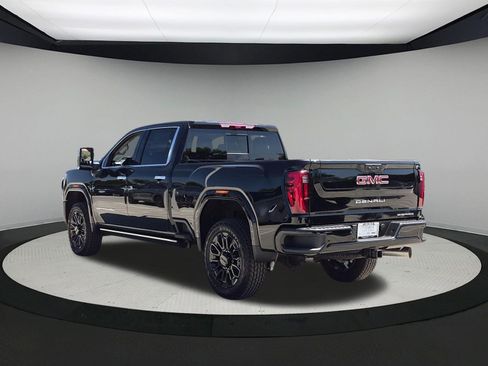 New 2026 GMC Sierra 2500 Denali w/ Denali Reserve Package AWD/4WD image 3