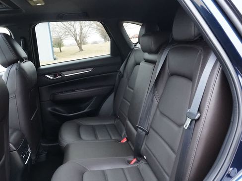 Used 2022 MAZDA CX-5 Signature image 17