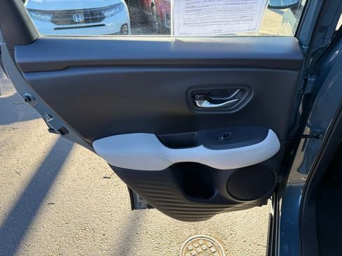 Certified 2023 Honda HR-V LX image 16