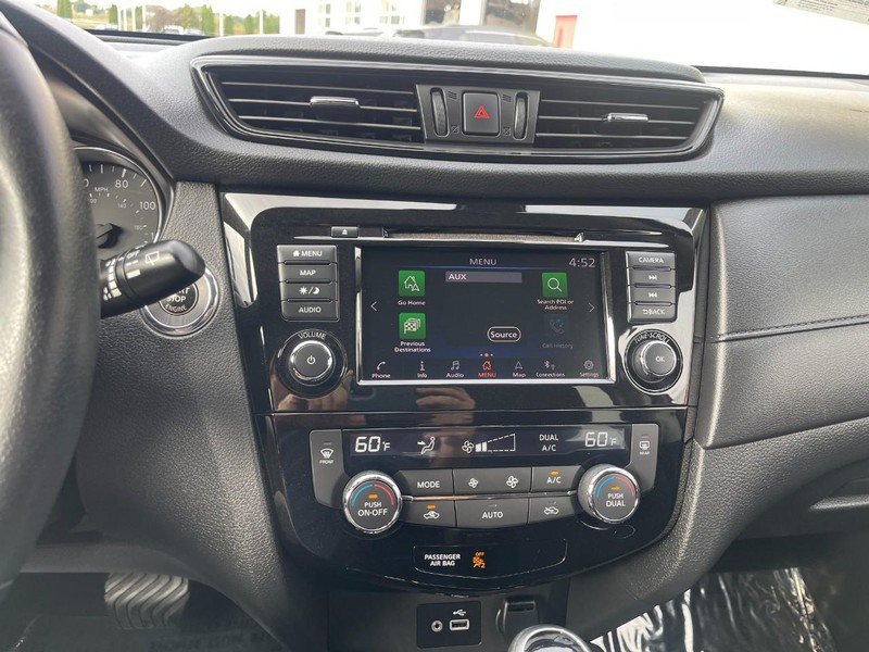 Used 2019 Nissan Rogue SV w/ Premium Package FWD image 30