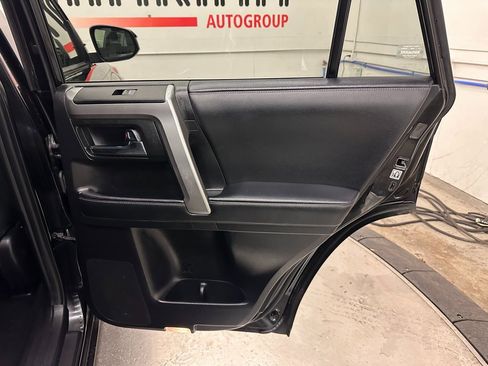 Used 2022 Toyota 4Runner SR5 image 24