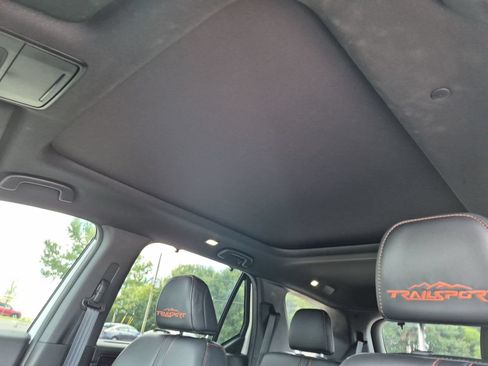 Used 2023 Honda Pilot TrailSport image 30