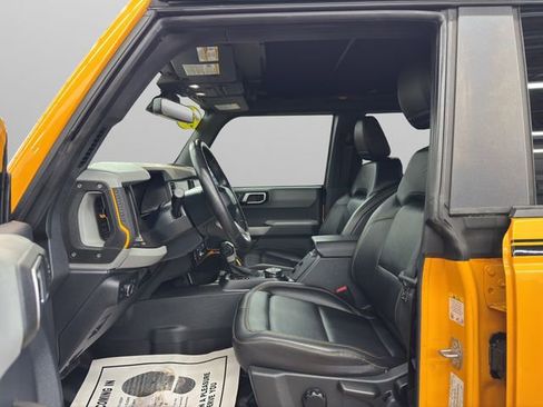 Used 2021 Ford Bronco Badlands image 9