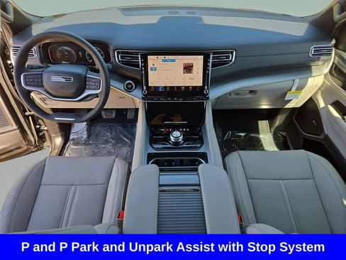 New 2026 Jeep Grand Wagoneer 2WD w/ Premium Group I image 18