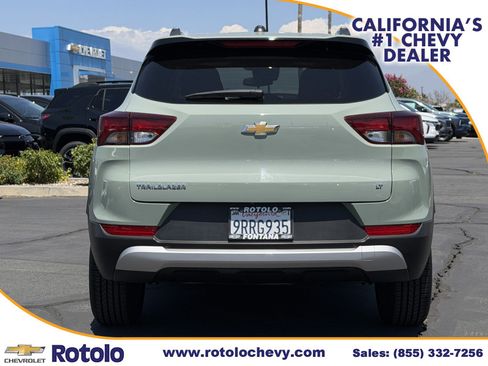 Used 2025 Chevrolet TrailBlazer LT FWD image 5