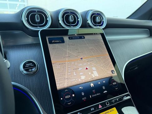 Used 2026 Mercedes-Benz GLC 300 4MATIC image 26