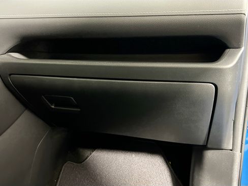 Used 2020 Toyota RAV4 XLE w/ Convenience Package AWD/4WD image 35