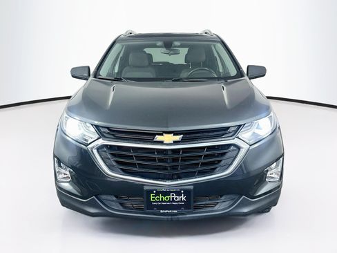 Used 2019 Chevrolet Equinox LT w/ Sun & Navigation Package FWD image 2