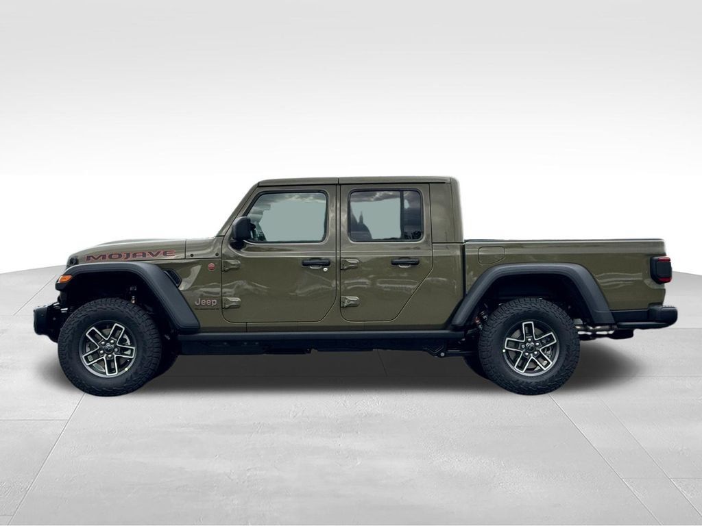 New 2026 Jeep Gladiator Mojave w/ Steel Bumper Group AWD/4WD image 4