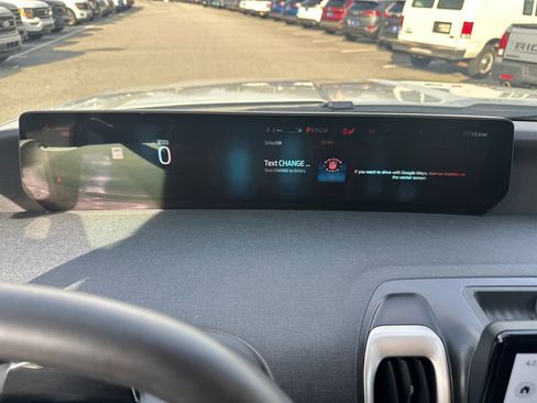 Certified 2025 Ford Expedition Active image 29