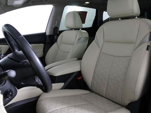 Certified 2024 Nissan Murano Platinum w/ Cargo Package FWD image 20
