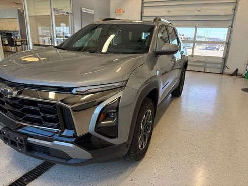 New 2026 Chevrolet Equinox ACTIV AWD/4WD image 10
