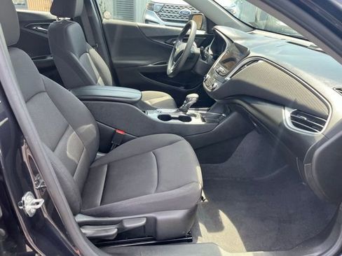 Used 2023 Chevrolet Malibu LT image 11