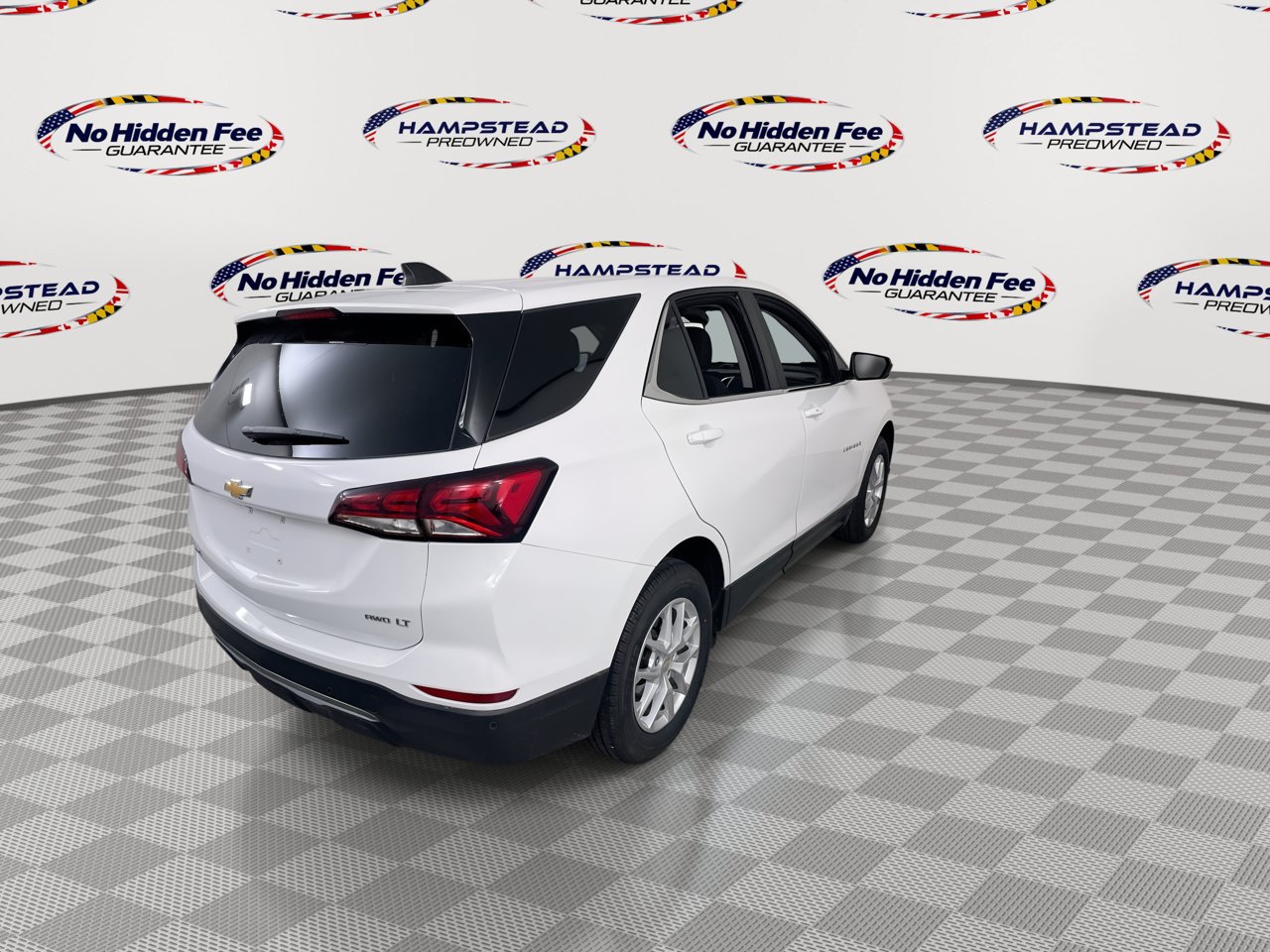 Used 2022 Chevrolet Equinox LT w/ Driver Convenience Package AWD/4WD image 9