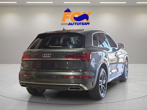 Used 2023 Audi Q5 2.0T Premium w/ Convenience Package image 5