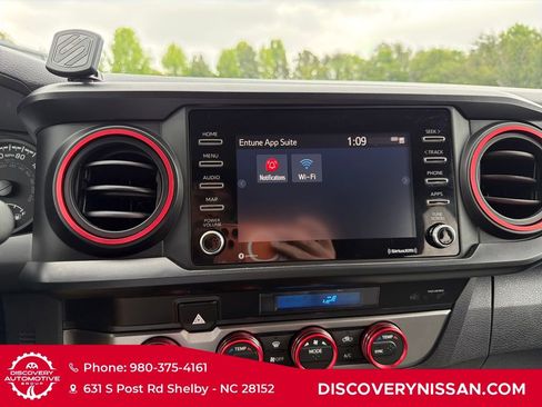 Used 2022 Toyota Tacoma SR AWD/4WD image 18